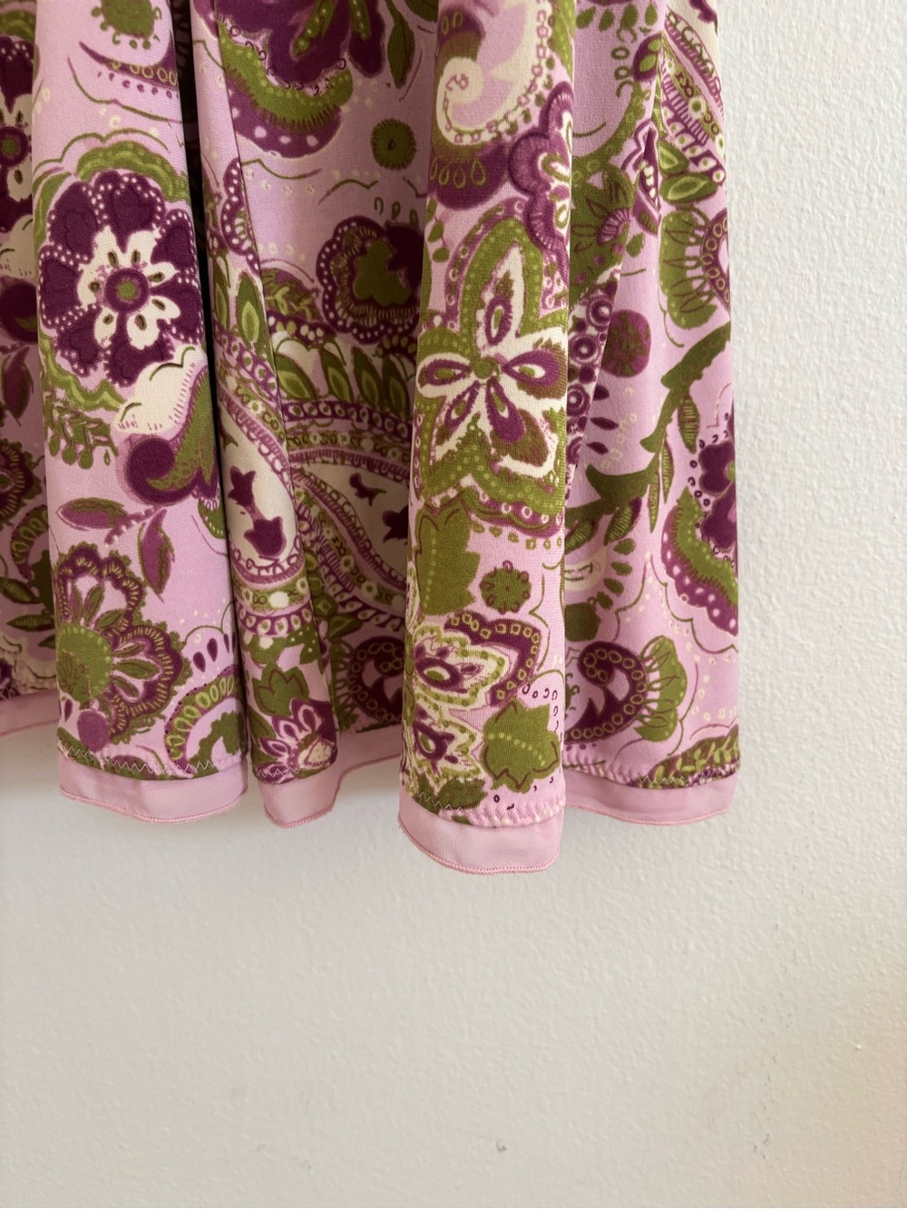 Liz Claiborne Pink Paisley Skater Skirt with Olive and Plum Accents - Picture 4 of 5